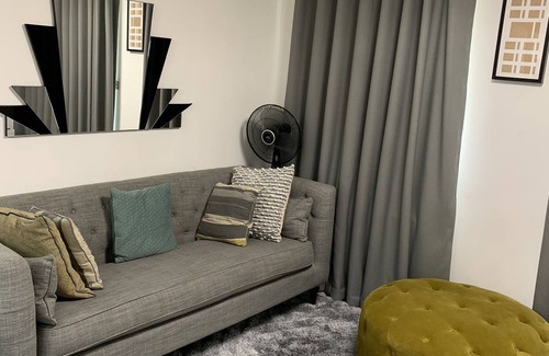 Stanford-le-Hope Maison | A BYK luxury new home that sleeps 2 - 8 people