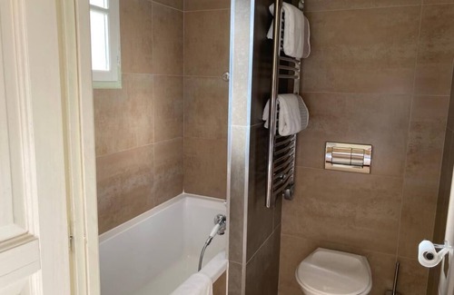 Saint-Laurent-de-la-Cabrerisse Maison | A Cosy Home From Home With Private Patio