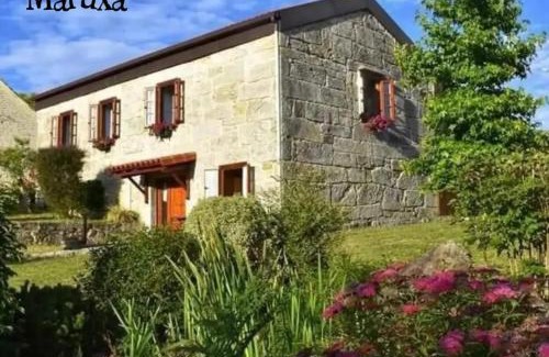 Villasobroso Maison | A Cantaruxa Maruxa Turismo Rural