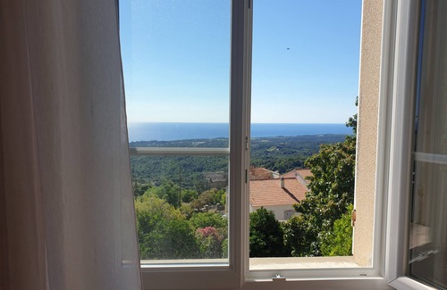 Valle-de-Campoloro Lit Et Petit-Déjeuner | A Caserella - Chambre d'hôte avec salle de bain non attenante et vue sur mer