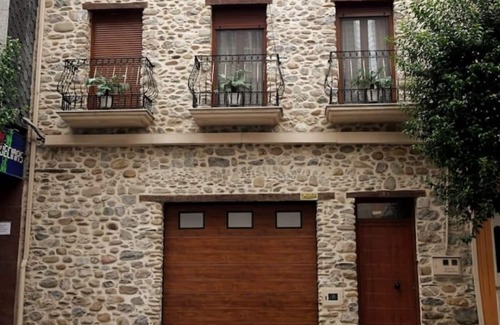 O Barco de Valdeorras Chalet De Ski | "A CASONA DO BARCO" Big house with porch and garden
