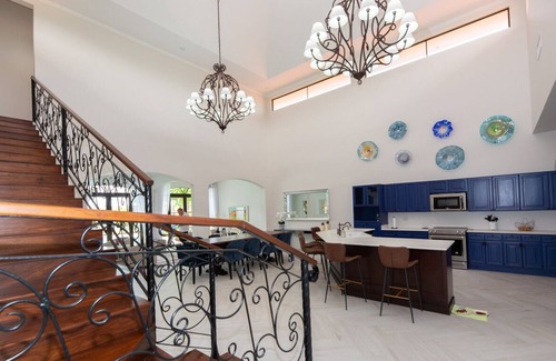 Cerro Plano Villa | A chance for you and your loved ones to get away from the rest of the world.