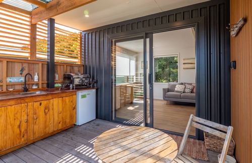 Pohara Cabine | Tui Studio Pohara. Golden Bay