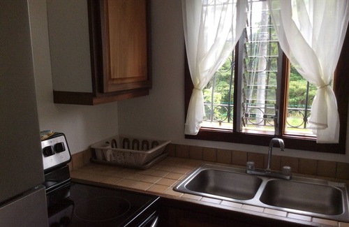 Arenal Maison | Une charmante maison entourée d'une belle nature. Confortable, propre et entièrement équipé.