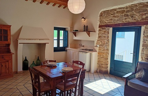 Castiglione Messer Raimondo Appartement | A charming retreat for two in the beautiful Abruzzo countryside