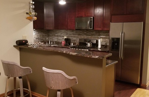 South Shore Maison | Un charmant spacieux condo Paxton propre 2000 sq. Ft.