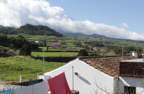 Capelas Maison | A comfortable, self-contained suite in a restored 19th-century vila (RRAL 980)