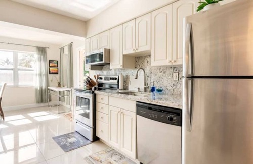 North Andrews Gardens Maison | A Comfy Stay By Shea Conveniently Located
