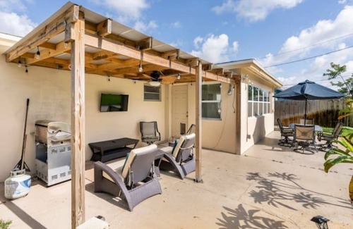 North Andrews Gardens Maison | A Comfy Stay By Shea Conveniently Located