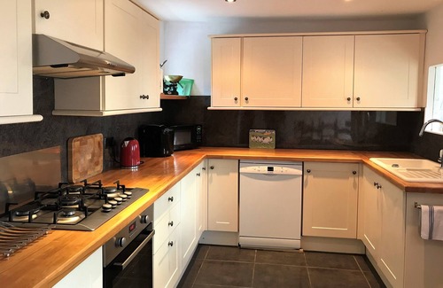 Halistra Cottage | A cosy three bedroomed cottage on the Isle of Skye with stunning sea views.
