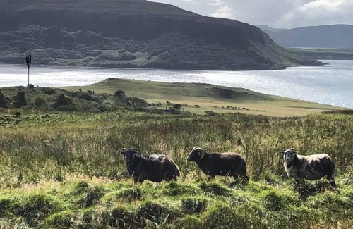 Halistra Cottage | A cosy three bedroomed cottage on the Isle of Skye with stunning sea views.