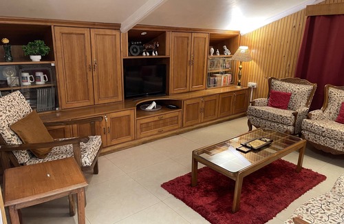 Shimla Appartement | A cozy 2 bhk, drive in, private apartment very close to the main Mall