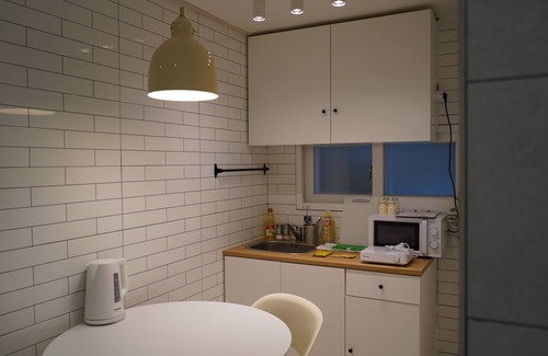 Yeomchang-dong Maison | A cozy house just a 1minute walk form Yeomchang Station! 2 rooms and 3 beds