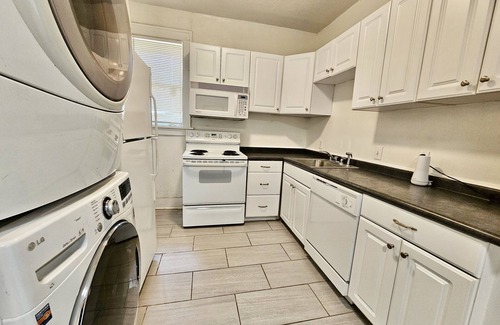 Vollintine-Evergreen Maison | A cute fully furnished place to stay in Memphis