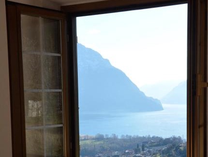 Costa Volpino Maison | A. F.antastic V.iew