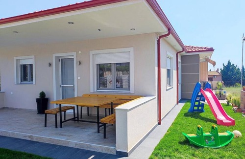 Kalyves Polygyrou Maison | A & F Apartments - Ari's house
