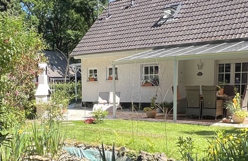 Schwachhausen Maison | A fairytale house in the woods for 6 people
