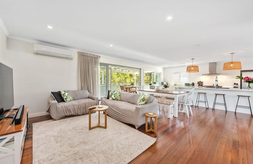 Morningside Maison | Une affaire de famille ~ 4 chambres / 2. 5Bath / Pool ~ Morningside