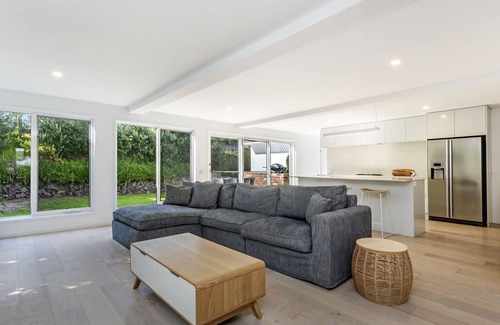 Port Fairy Maison | A Family home made for beach holidays & sunshine