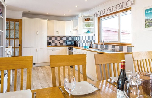 Blackwaterfoot Cottage | 4 bedroom accommodation in Blackwaterfoot
