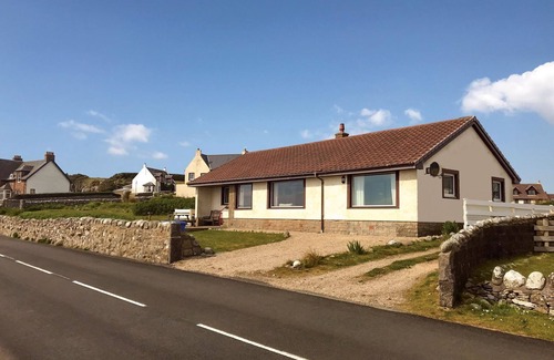 Blackwaterfoot Cottage | 4 bedroom accommodation in Blackwaterfoot