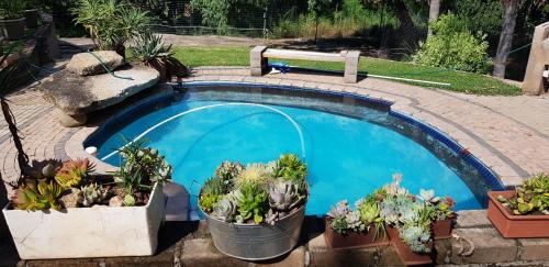 Hazyview Maison | A Farm Stay - Casablanca's Private Cottage,no loadshedding!