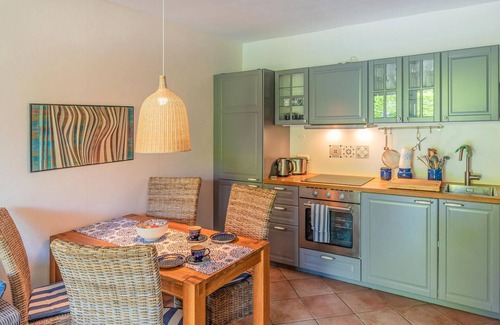 Stove Maison | A few kilometers from the Baltic Sea coast awaits you this cozy terraced house in Stove.