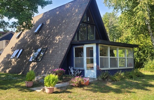 Beaver Island Maison | A Frame cabin with a short stroll to a gorgeous sandy beach!