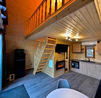 Paltinis Cabine | A-frame Frumusica