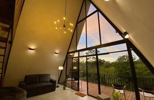 Katira Chalet De Ski | A-Frame, Rio Celeste in premises and close to park