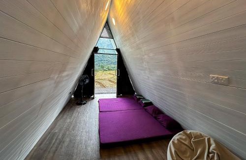 Illukkumbura Maison | A frame Riverston