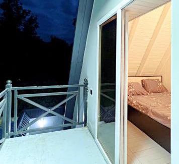Goygol Appartement | A frame with mountain view