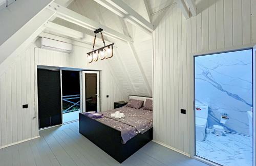 Goygol Appartement | A frame with mountain view