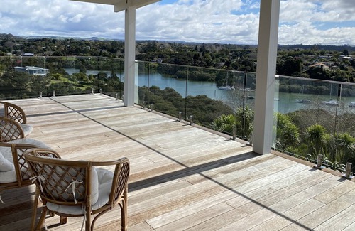 Kerikeri Maison | A fully equipped house with spectacular views, close to town and Bay of Islands.