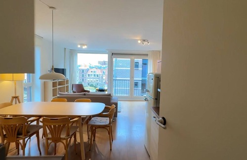 Staatsliedenbuurt Appartement | A Glimpse Into the Rich History of Amsterdam