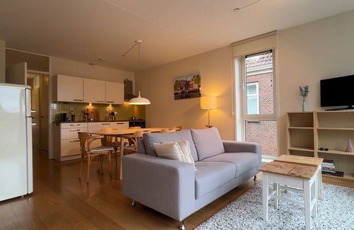 Staatsliedenbuurt Appartement | A Glimpse Into the Rich History of Amsterdam