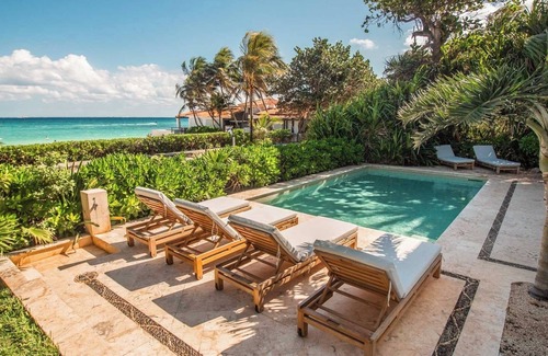 Playacar Fase I Villa | A Graceful Home for a Chic Beach Getaway
