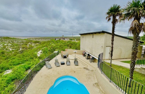 Amistad National Recreational Area Maison | A Heated Pool With a View!