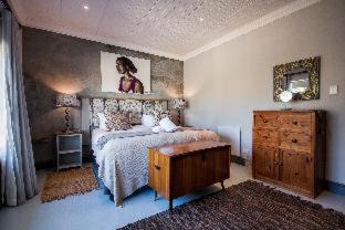 Swellendam Cabine | A Hilltop Country Retreat