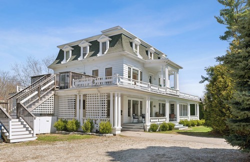 Biddeford Maison | A historic treasure in Southern Maine, very unique and spacious