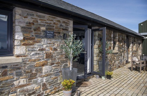 Mount Murray Cottage | A holiday cottage that sleeps 4 guests in 2 bedrooms