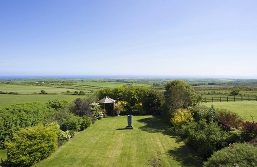 Mount Murray Cottage | A holiday cottage that sleeps 4 guests in 2 bedrooms