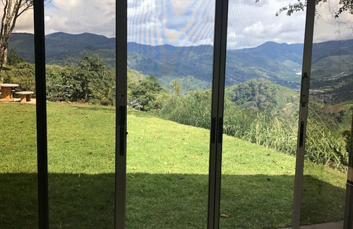 Orosi Maison | Casa Sofia, Une maison dans une ferme. Un trésor près d'Orosi.