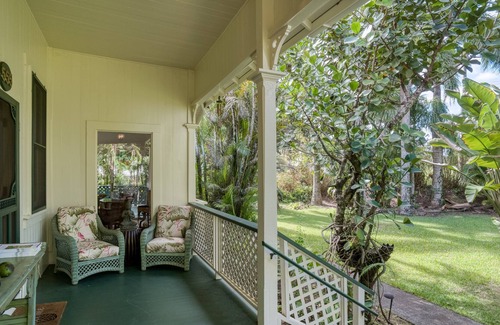 Pauwela Lit Et Petit-Déjeuner | A House of Healing for over 150 years!