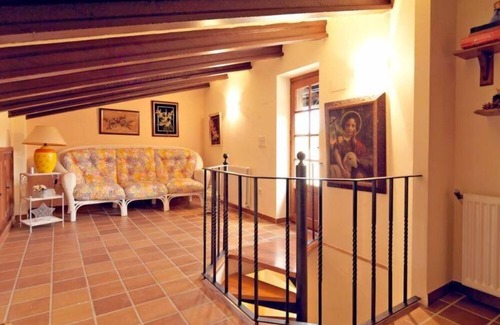 Creixell Maison | Véritable bijou: villa de pierre, typique de la Catalogne, piscine et jardin