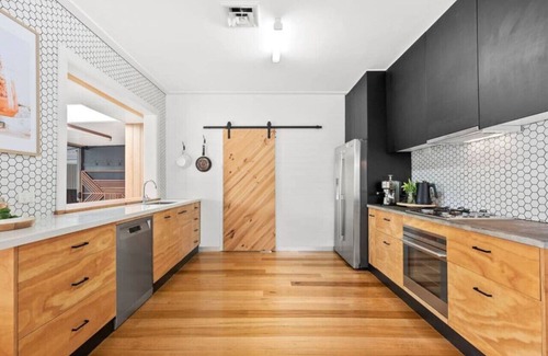 Herne Hill Maison | A Knight In - sleeps 6