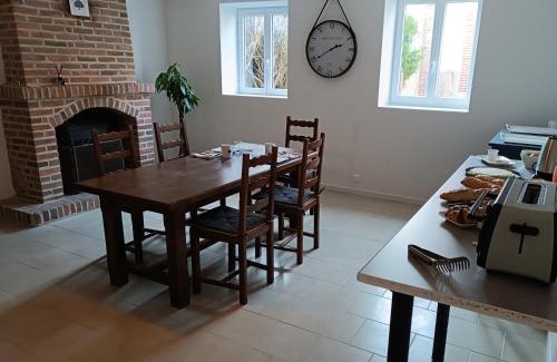 Neung-sur-Beuvron Lit Et Petit-Déjeuner | A l'Ombre des Bois, Chambre double confort