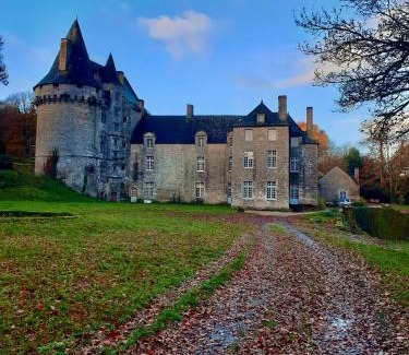 Saint-Guyomard Maison | A l'ombre du château, Dépendance de caractère