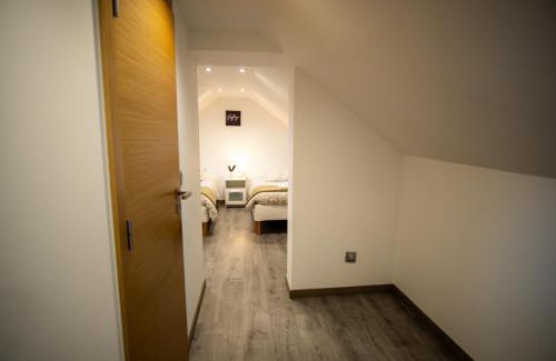 Le Pin Appartement | A L'Ombre du Pin "7" - Spacious T3 Duplex near Disneyland and Paris, 1-6 Guests