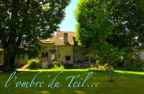 Bouville Lit Et Petit-Déjeuner | A L'OMBRE DU TEIL